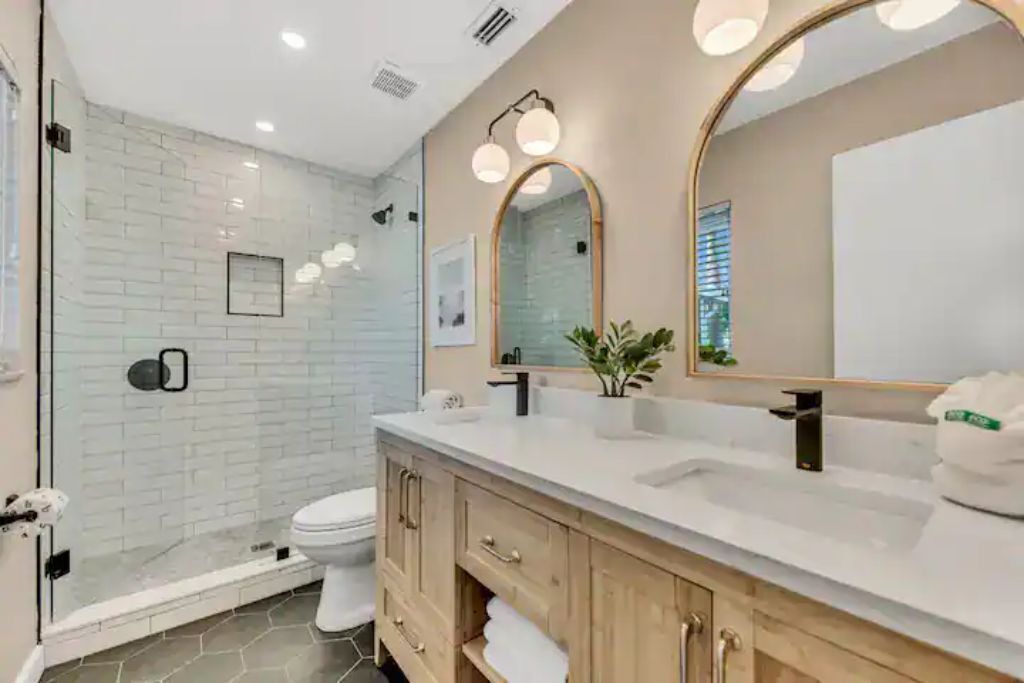 Photo of Bathroom in Shore Acre Heights