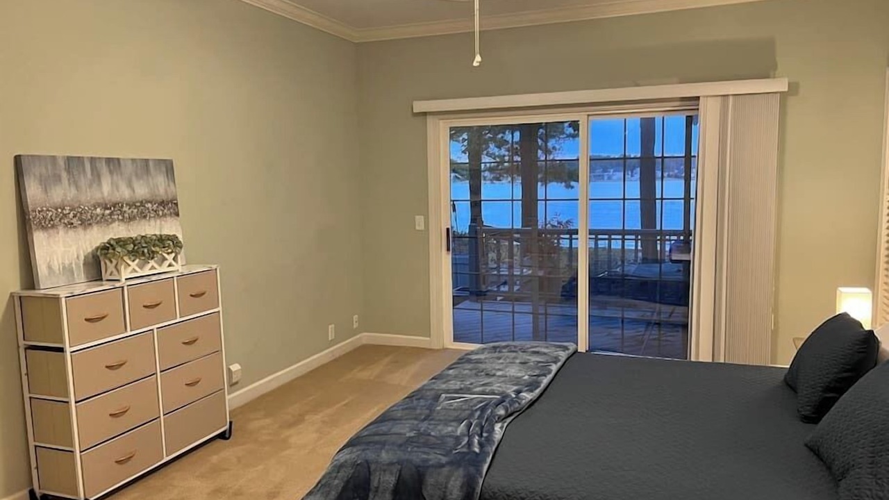 Photo of Bedroom in Olivia