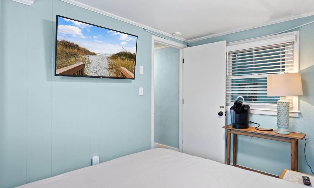 Photo of Bedroom in North Litchfield Beach