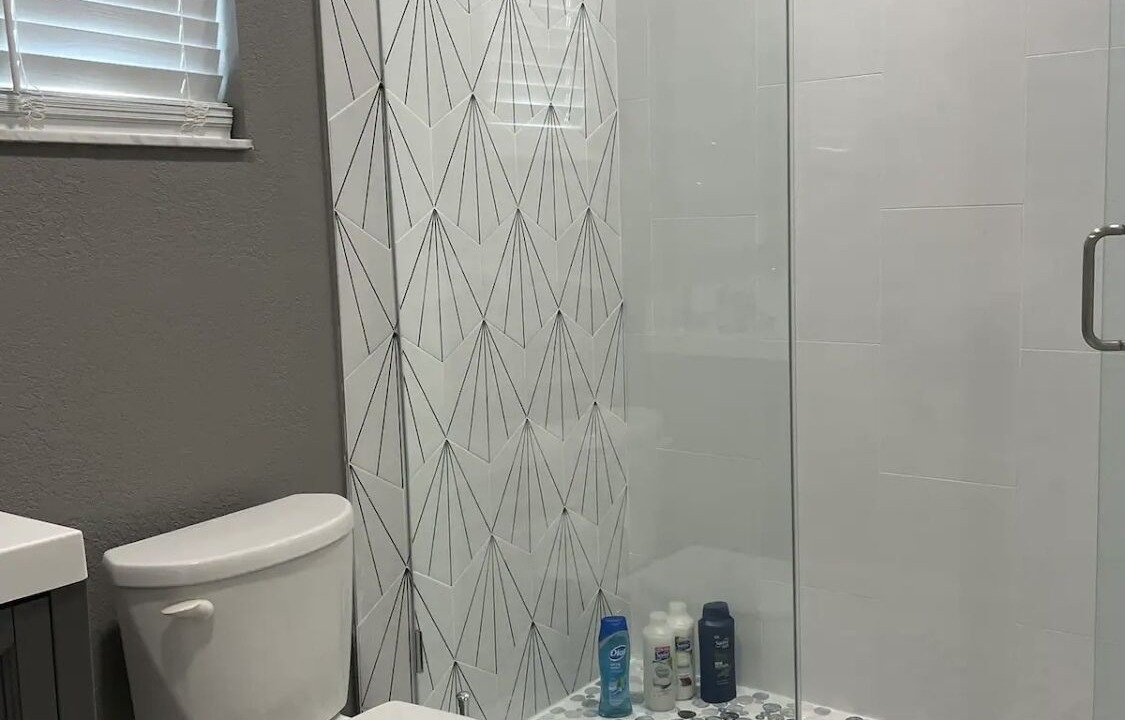 Photo of Bathroom in Largo