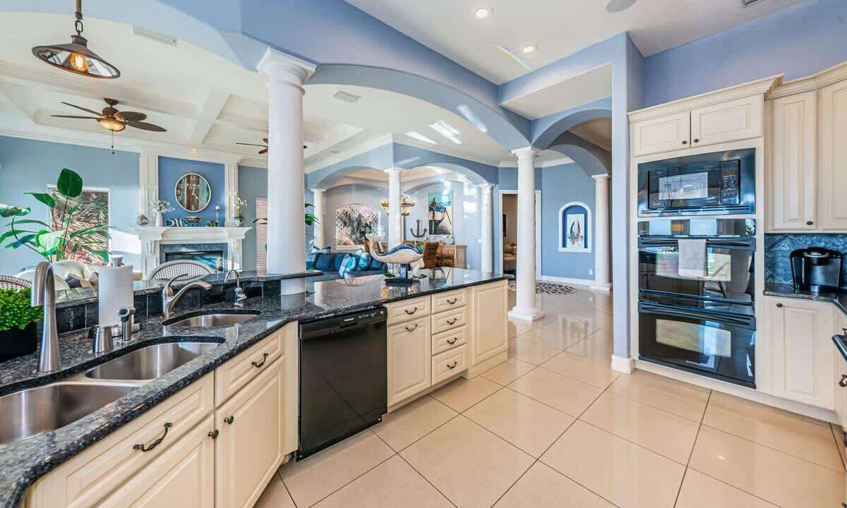 Photo of Kitchen in Sunset Beach