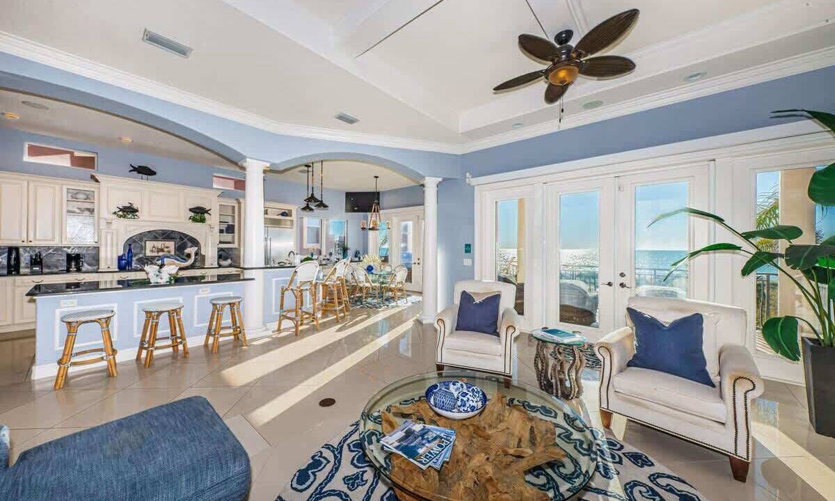 Photo of Livingroom in Sunset Beach