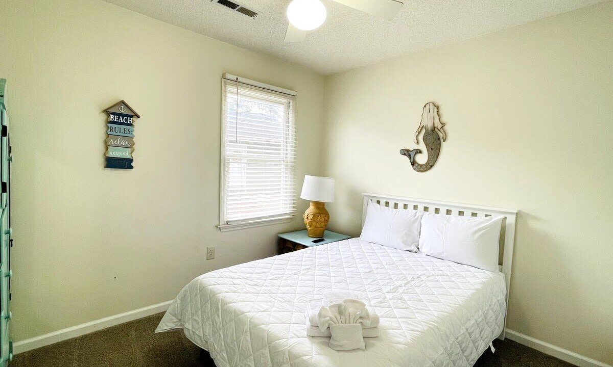 Photo of Bedroom in Little River