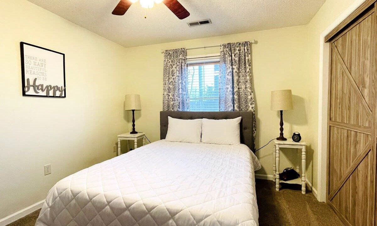 Photo of Bedroom in Little River