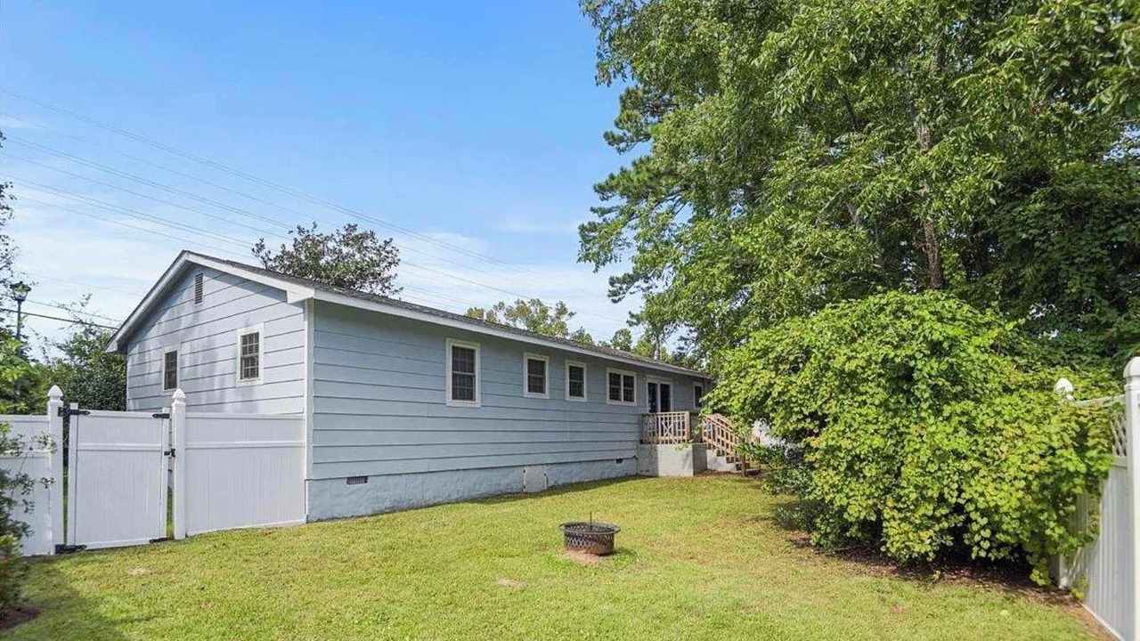 Photo of Outdoor in Little River