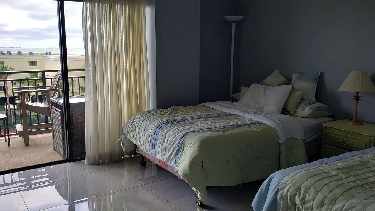 Photo of Bedroom in Sunset Beach