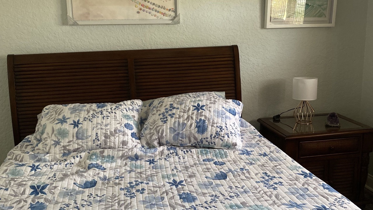 Photo of Bedroom in Capri Isle