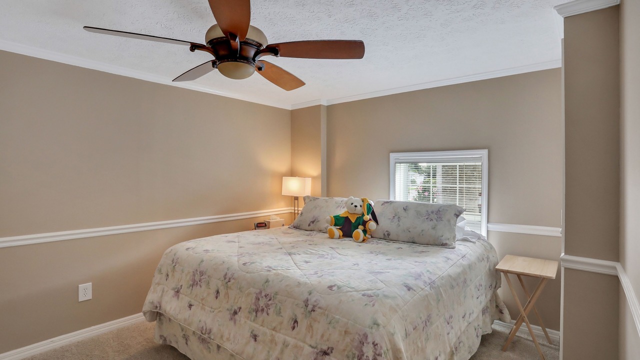 Photo of Bedroom in Harbor Hills