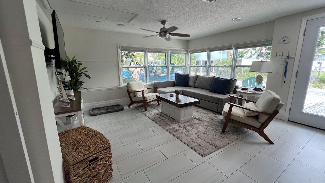 Photo of Livingroom in Sunset Beach