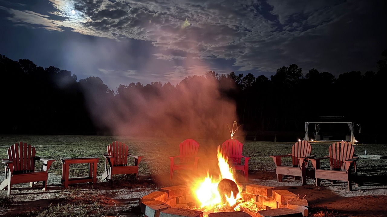 Photo of Outdoor in Clarendon