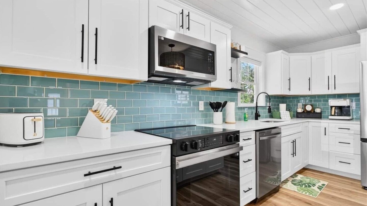 Photo of Kitchen in Tranquil Harbour