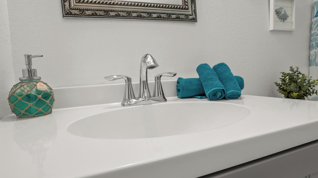 Photo of Bathroom in Anona