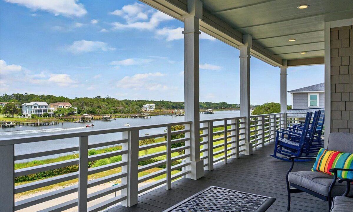 Photo of Patio Balcony in Holden Beach