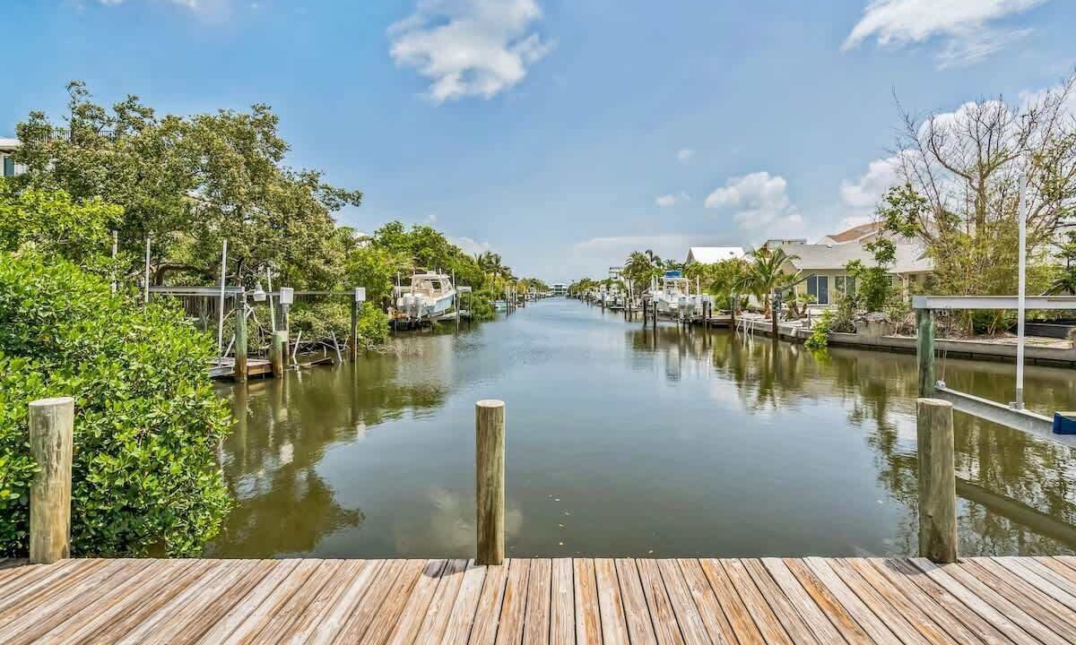 Photo of Others in Anna Maria