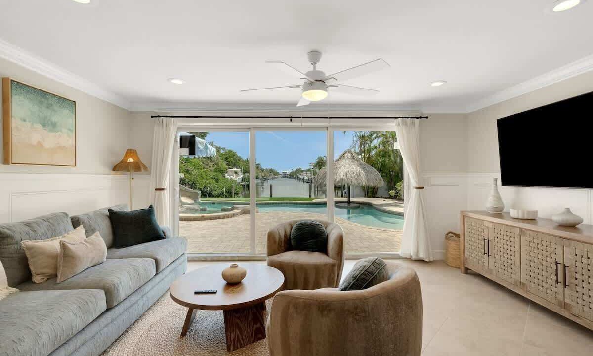 Photo of Livingroom in Anna Maria