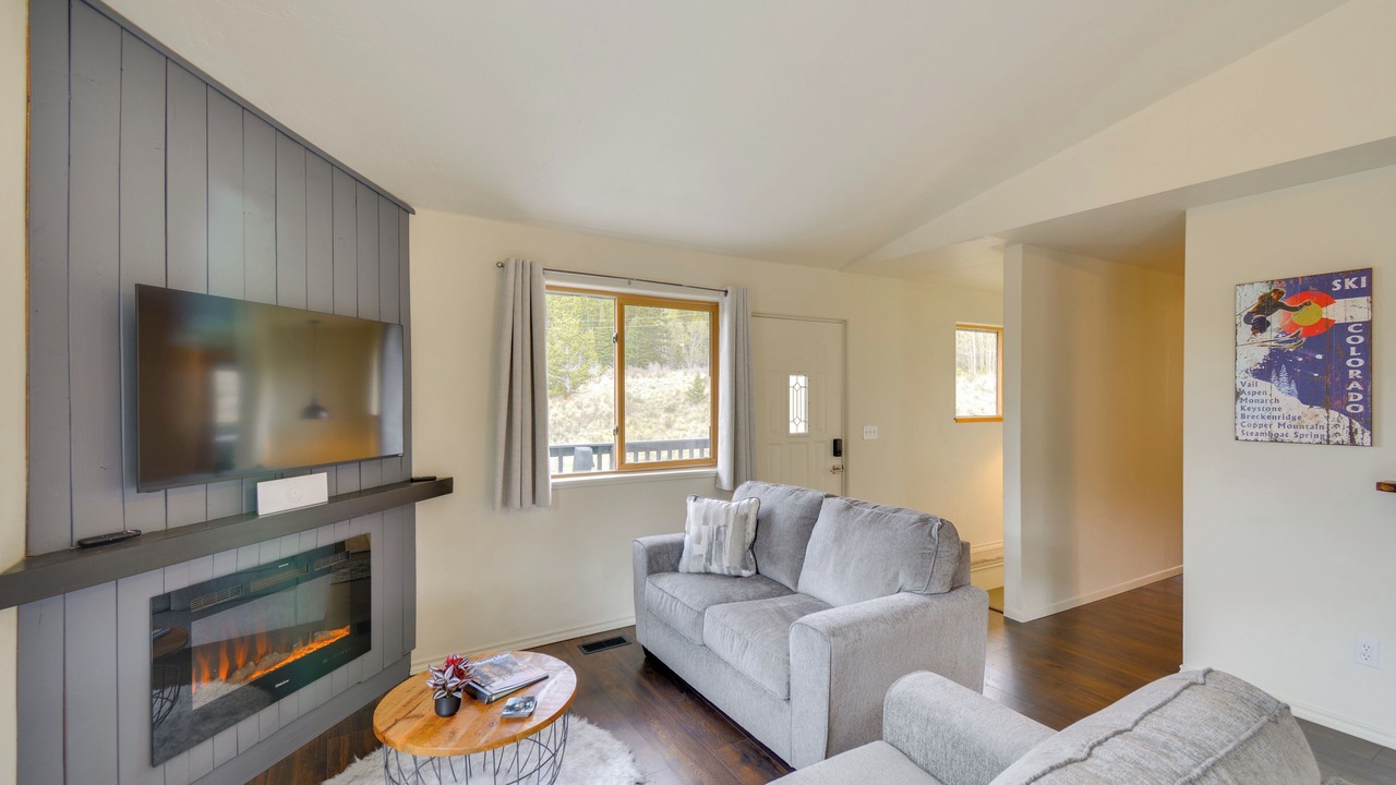Photo of Livingroom in Alma