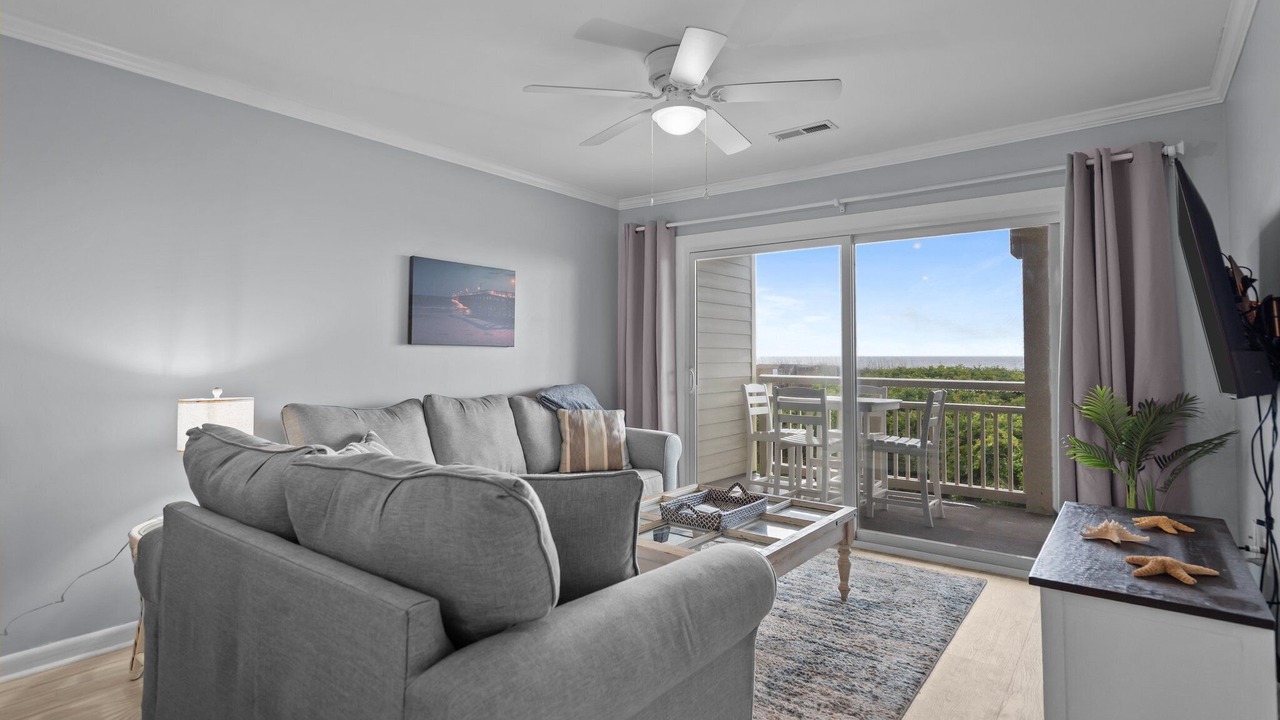 Photo of Livingroom in Caswell Beach