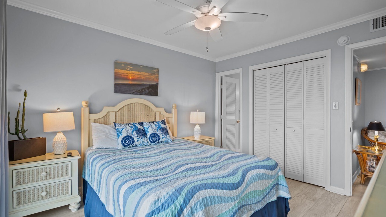 Photo of Bedroom in Caswell Beach