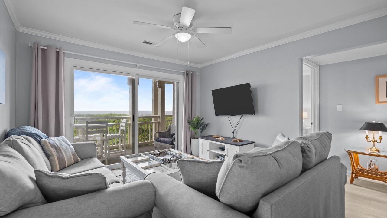 Photo of Livingroom in Caswell Beach