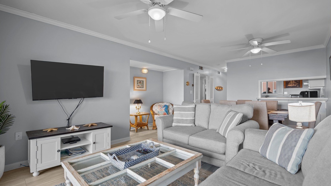 Photo of Livingroom in Caswell Beach