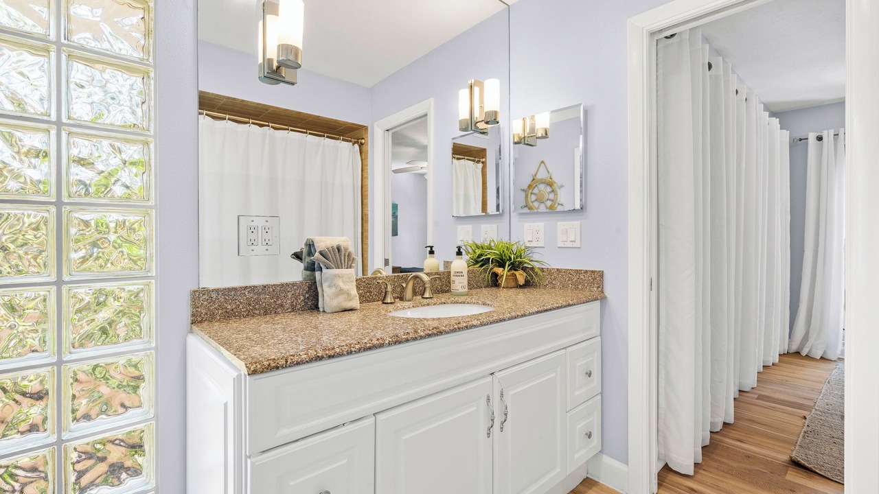 Photo of Bathroom in Bay Isle