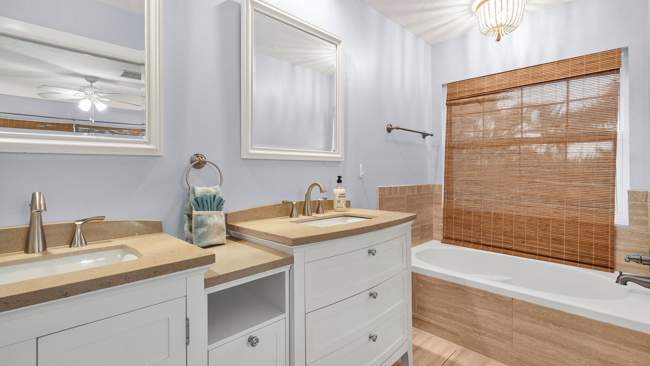 Photo of Bathroom in Bay Isle