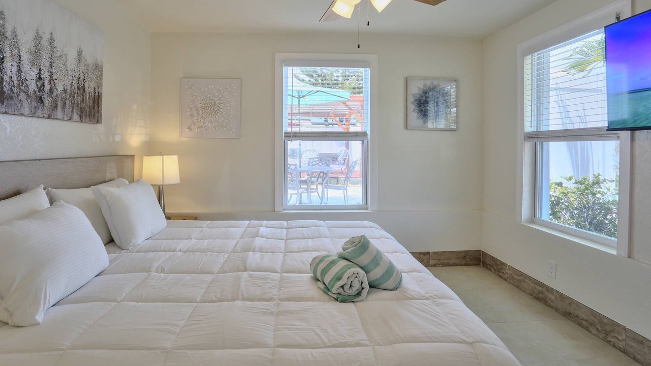 Photo of Bedroom in Treasure Island