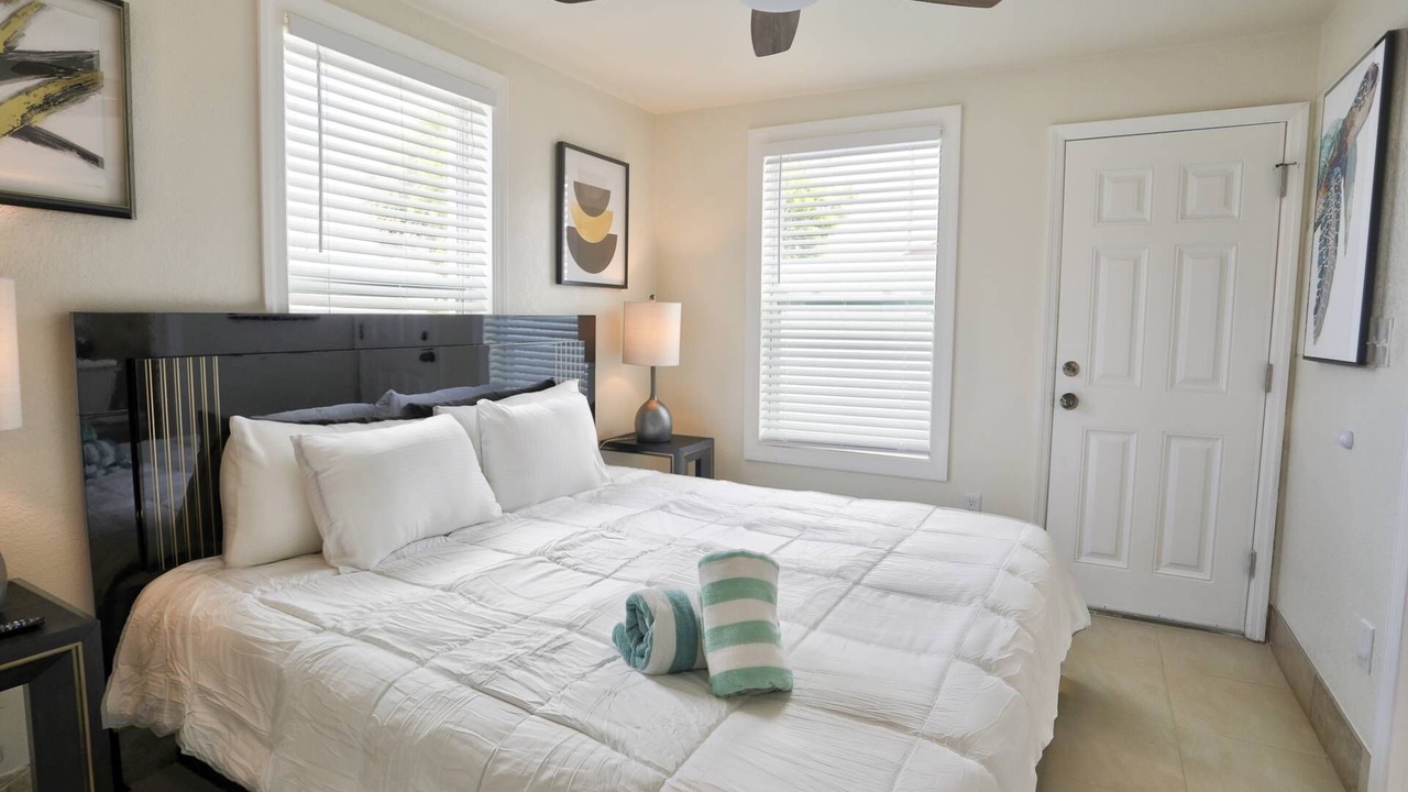 Photo of Bedroom in Treasure Island