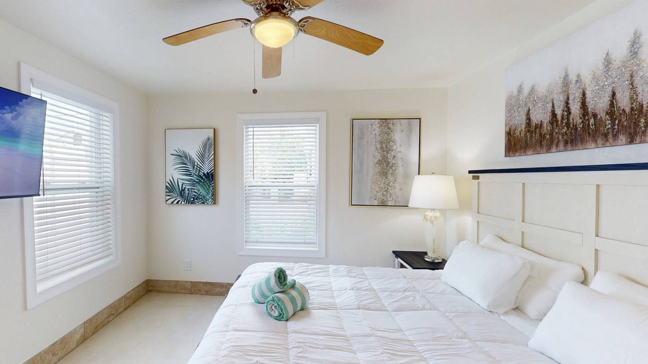 Photo of Bedroom in Treasure Island