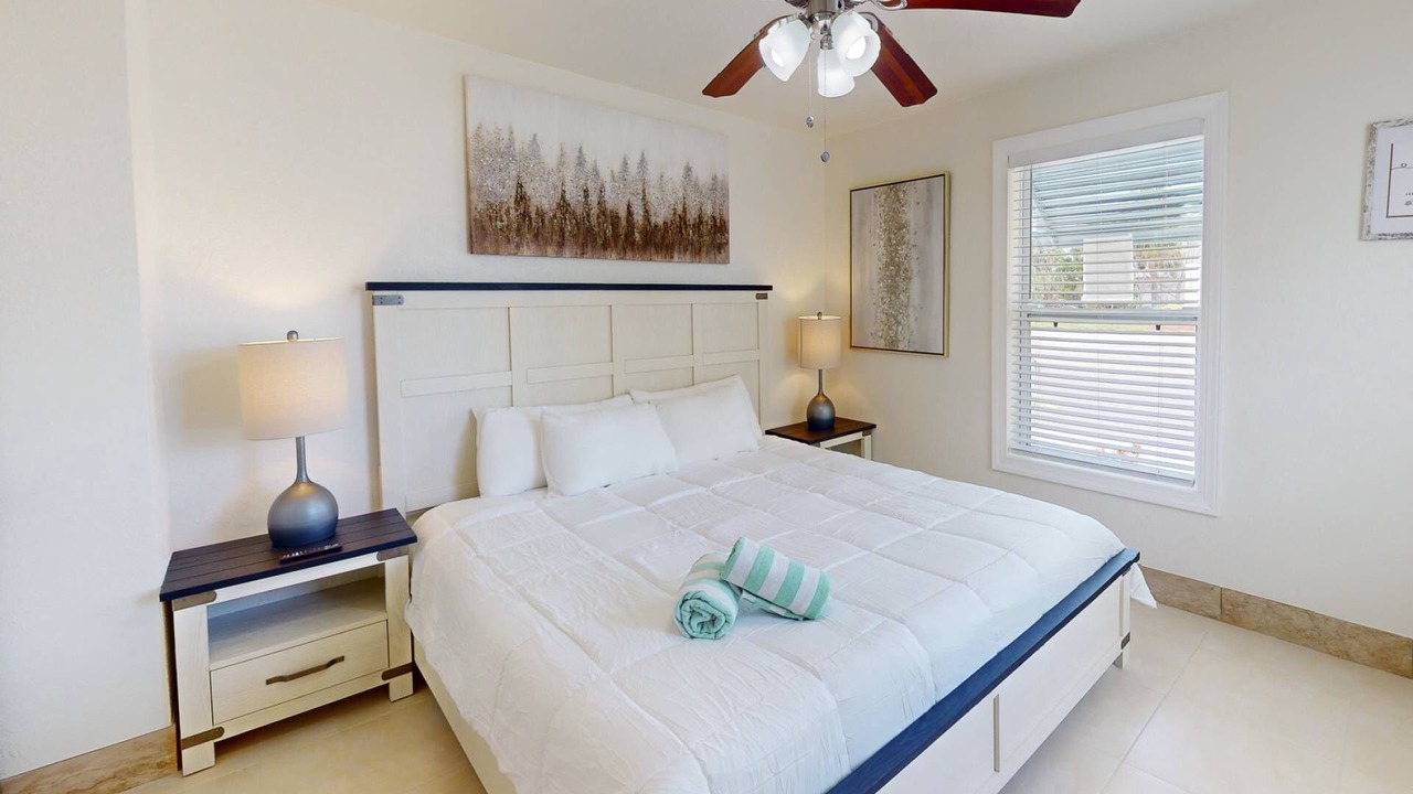 Photo of Bedroom in Treasure Island