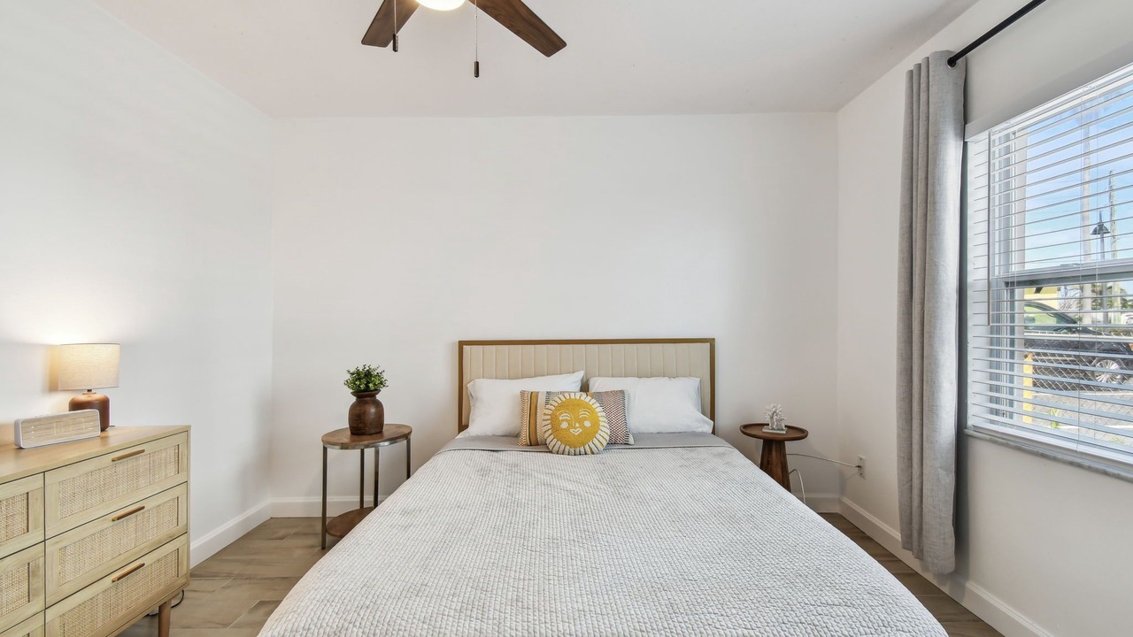 Photo of Bedroom in Treasure Island