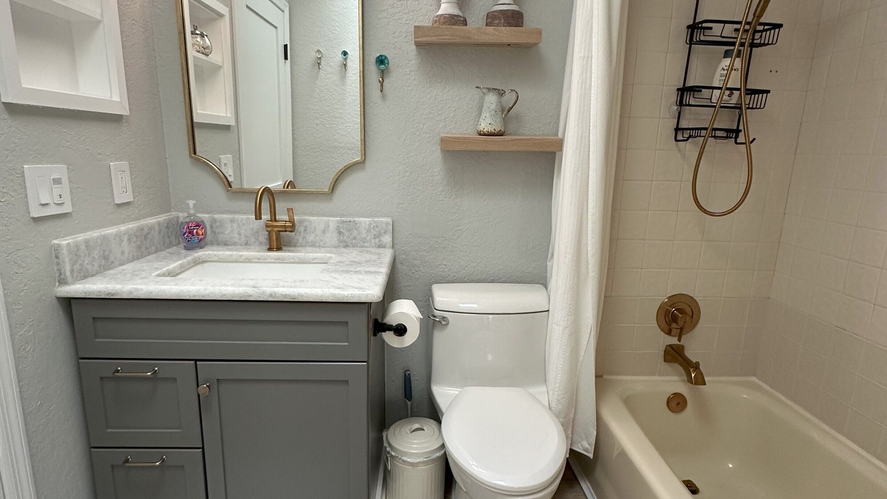 Photo of Bathroom in Sunset Beach
