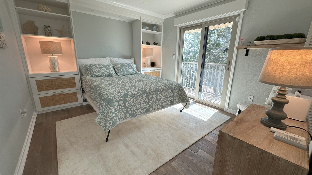Photo of Patio Balcony in Sunset Beach