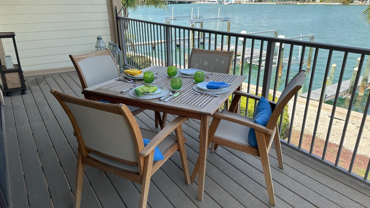 Photo of Patio Balcony in Sunset Beach