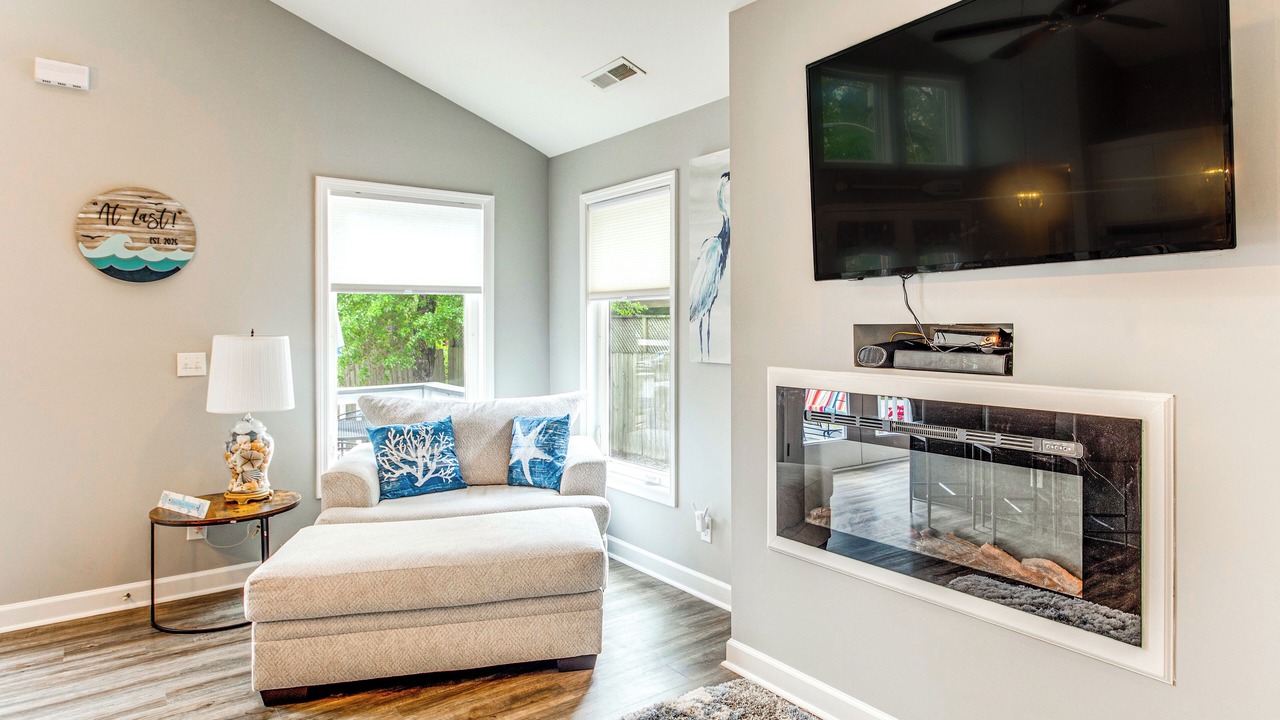 Photo of Livingroom in Little River