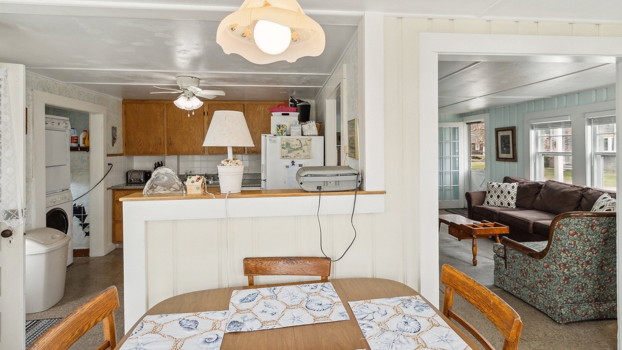Photo of Bedroom in Wareham Center
