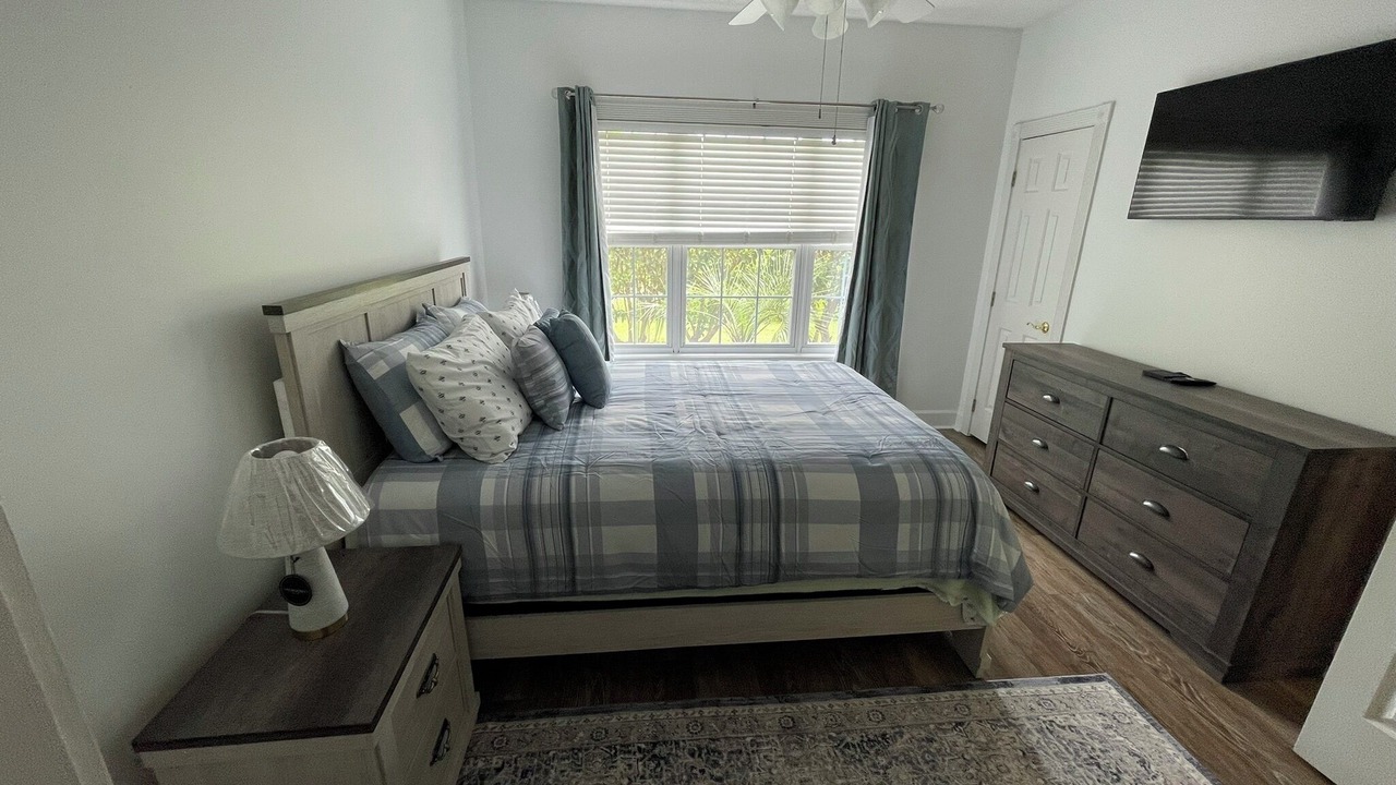 Photo of Bedroom in Little River