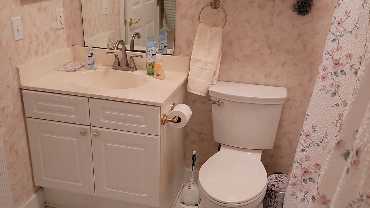 Photo of Bathroom in Little River