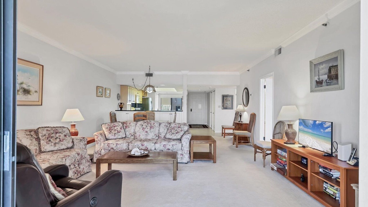 Photo of Bedroom in Longboat Key
