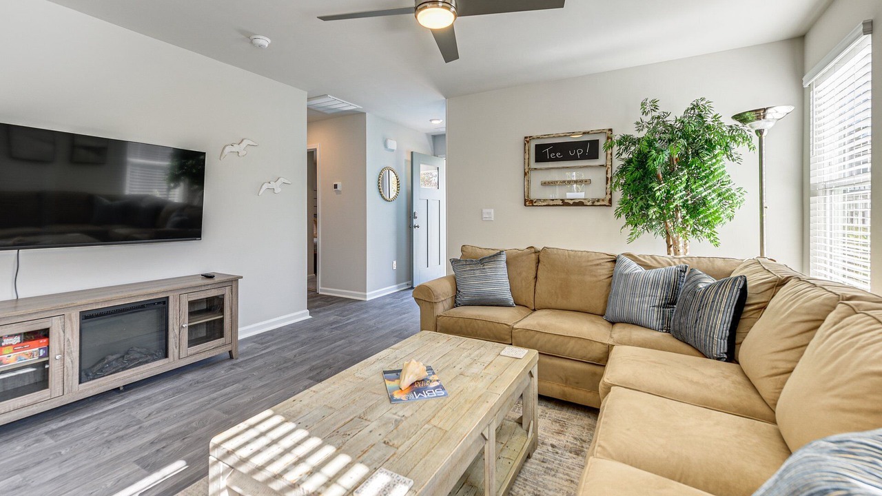 Photo of Livingroom in Ocean Isle Beach