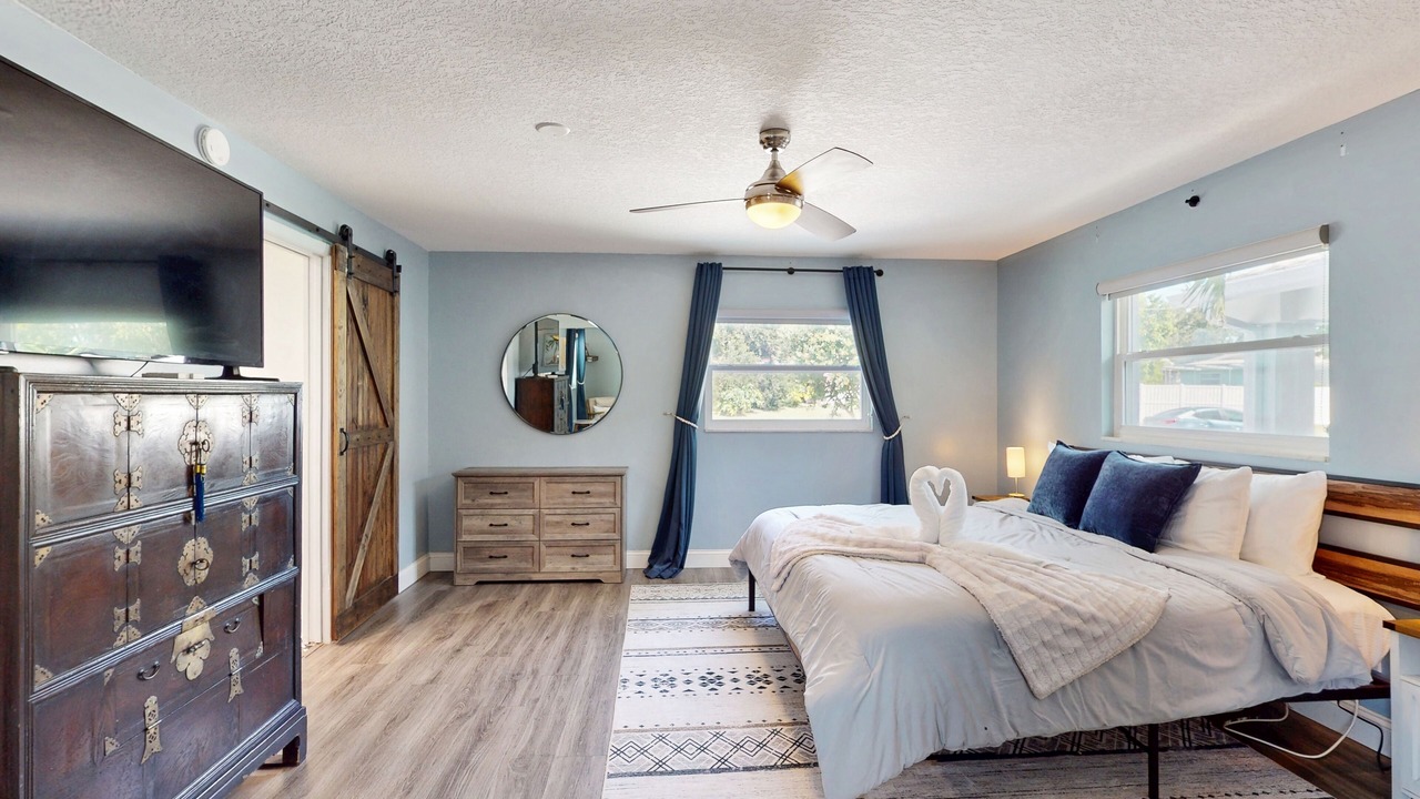 Photo of Bedroom in Harbor Bluffs