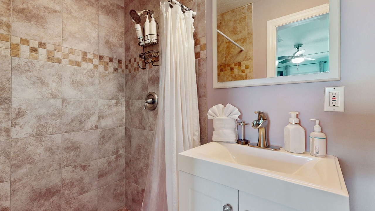 Photo of Bathroom in Harbor Bluffs