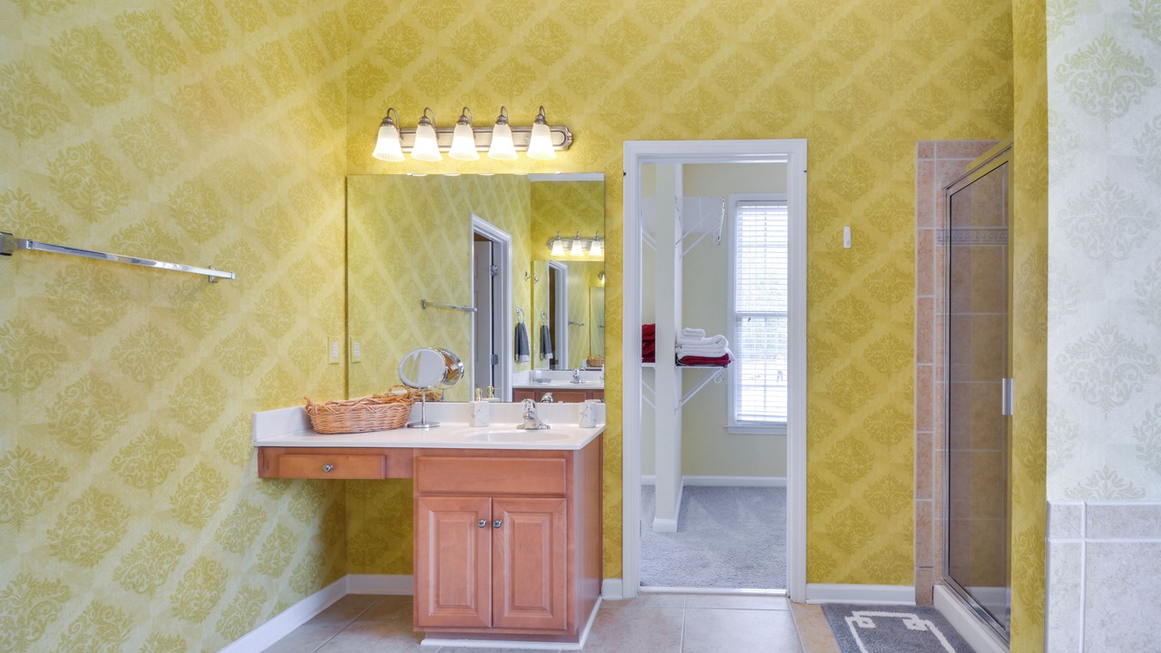 Photo of Bathroom in Holly Glen