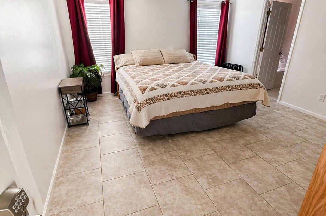 Photo of Bedroom in South View