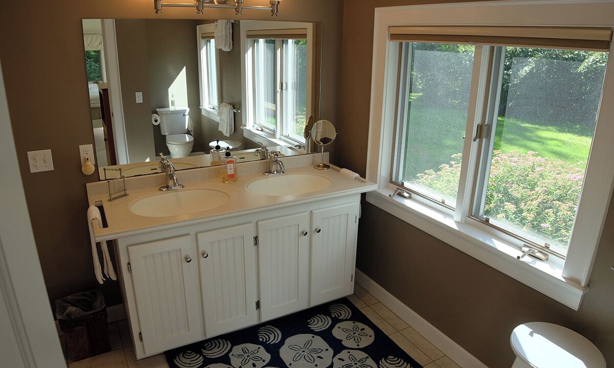 Photo of Bathroom in Lincolnville
