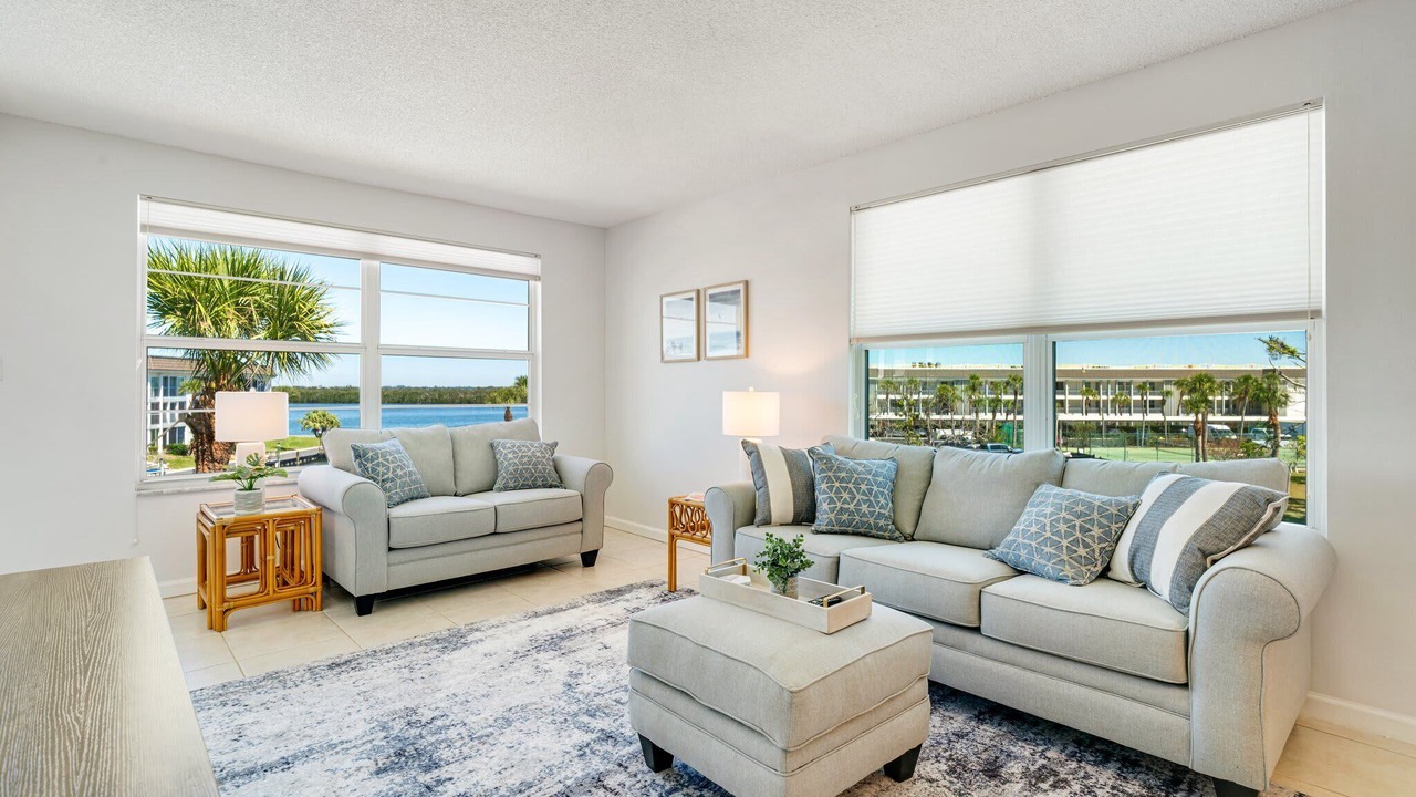 Photo of Livingroom in Longboat Key