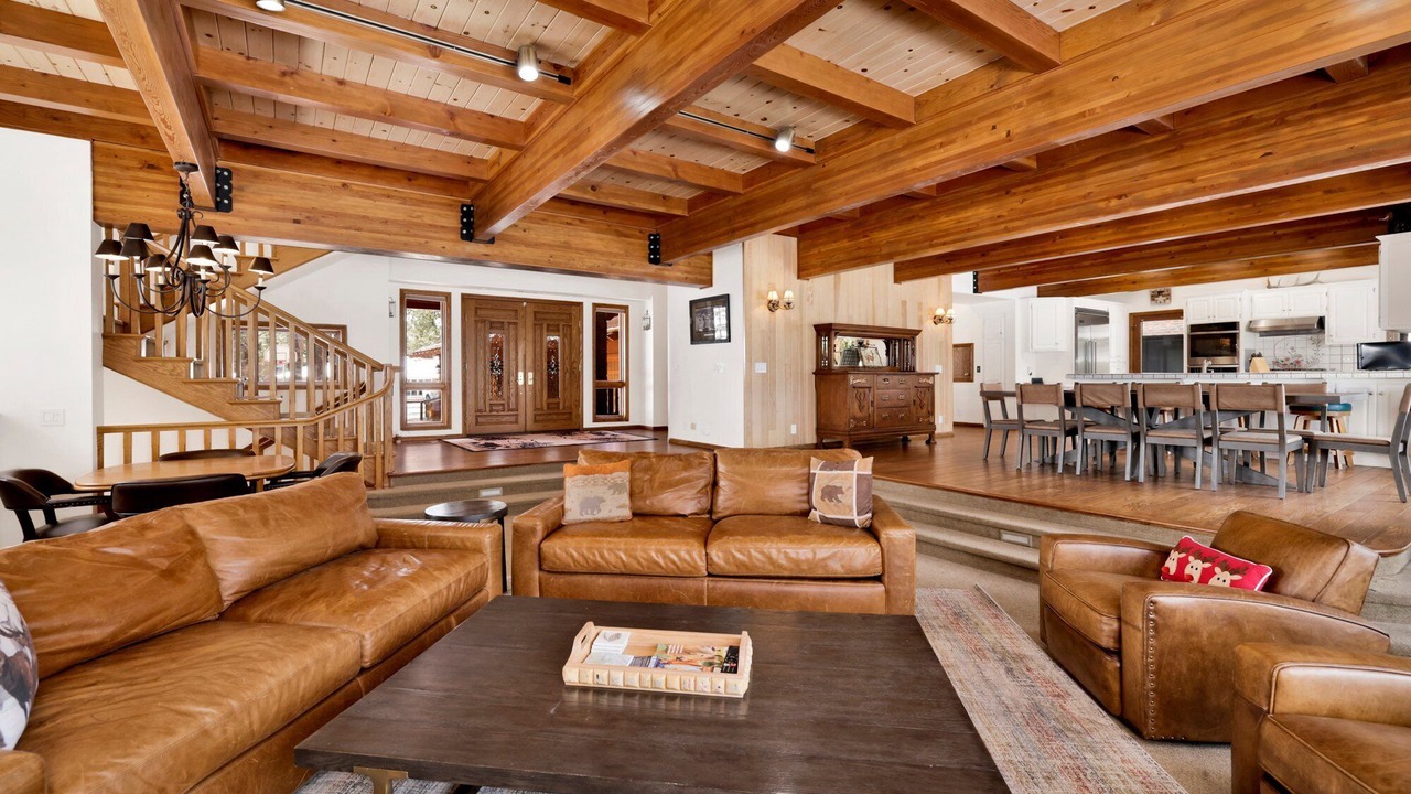 Photo of Livingroom in Big Bear Lake
