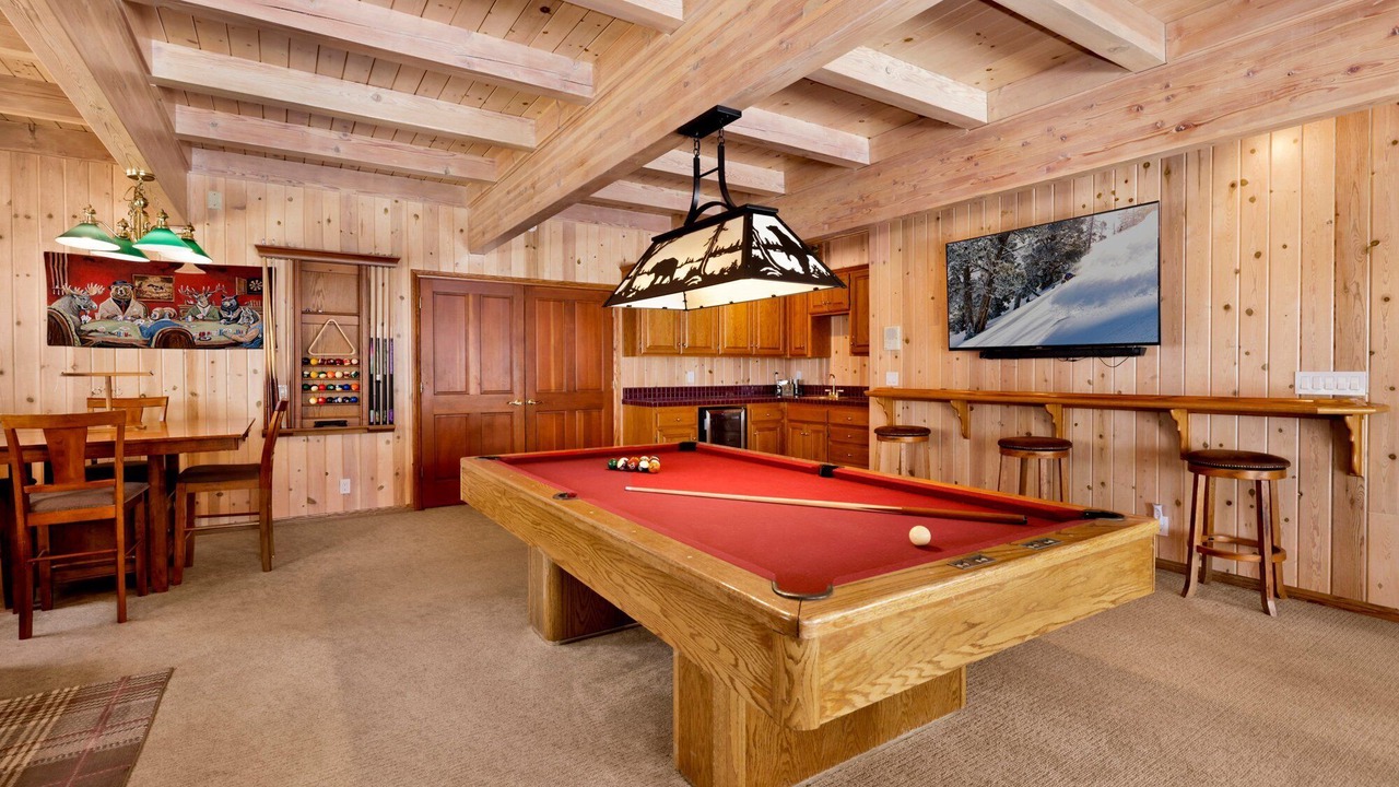 Photo of Bedroom in Big Bear Lake