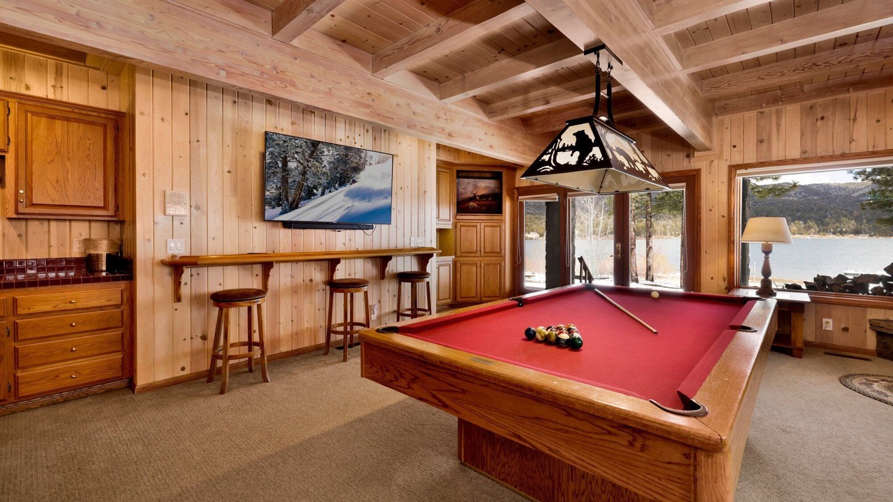Photo of Bedroom in Big Bear Lake