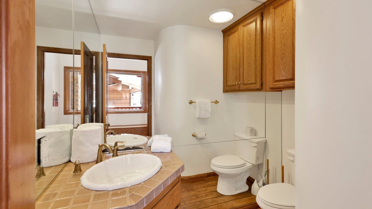 Photo of Bathroom in Big Bear Lake